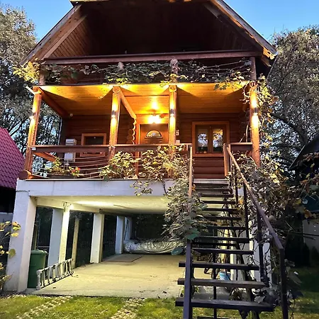 Tisza-parti Roenkhaz Tokaj Holiday home *