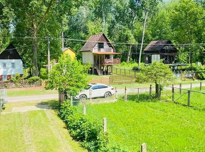 Tisza-parti Roenkhaz Tokaj 度假居 *